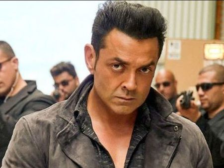 काम नहीं था, मैं शराब में डूब गया था, पत्नी-बच्चे को लगता था ये घर में बैठा रहता है- बॉबी देओल