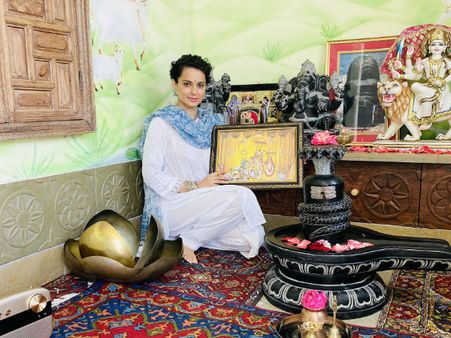 जन्माष्टमी 2020: अमिताभ बच्चन से कंगना रनौत तक, बॉलीवुड ने दी श्रीकृष्ण जन्माष्टमी की शुभकामनाएं