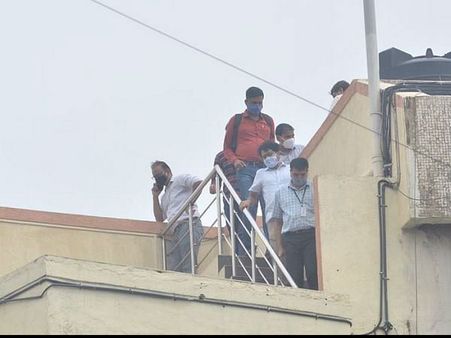 सुशांत के कमरे में क्राइम सीन पर डमी टेस्ट,CBI को मिला चौंकाने वाला सबूत, मर्डर या कुछ और !