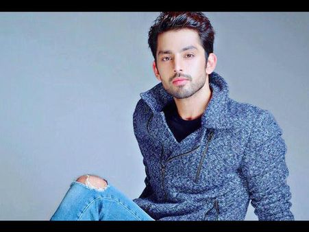 अभिनेता हिमांश कोहली कोविड 19 पॉजिटिव- पहले पूरा परिवार था संक्रमित