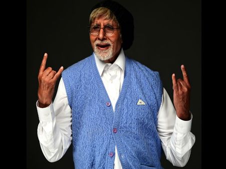 अमिताभ बच्चन का जज्बा- कोरोना महामारी में एक दिन में की 7 फिल्मों की शूटिंग, लिखा- मैं थक चुका हूं