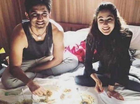 ड्रग्स मामले में नाम आने के बाद सुशांत सिंह राजपूत - सारा अली खान का प्राइवेट वीडियो वायरल