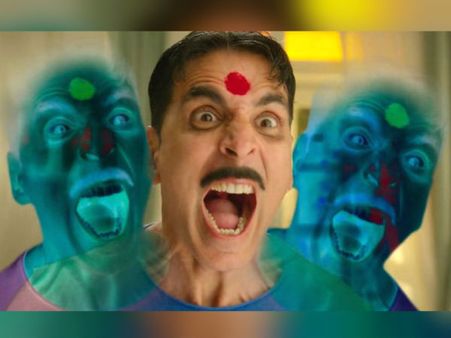 अक्षय कुमार की लक्ष्मी बम ऑनलाइन लीक? जानिए इस दावे के पीछे कितनी है सच्चाई