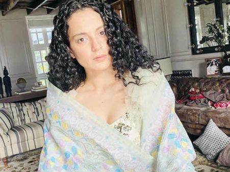 सरदार वल्लभ भाई पटेल की जयंती पर कंगना रनौत ने लिखा पोस्ट, नेहरू- गांधी की तीखी आलोचना