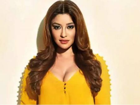 अनुराग कश्यप के खिलाफ यौन शोषण मामले पर बोलीं पायल घोष- 'क्या मेरे मरने पर कार्रवाई शुरू होगी!'