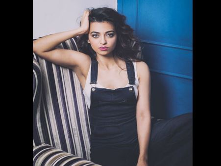 अंधाधुन के 2 साल पर राधिका आप्टे ने दिया स्पेशल मैसेज, कहा- दिल के करीब रहेगी फिल्म