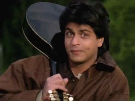दिलवाले दुल्हनिया ले जाएंगे के 25 साल, शाहरूख खान ने इसलिए रिजेक्ट कर दी थी फिल्म