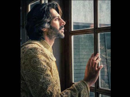 कार्तिक आर्यन की धमाकेदार एक्शन थ्रिलर - सुपरमैन बनकर बचाएंगे पूरा शहर, जानिए डीटेल्स