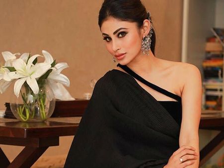 नागिन फेम मौनी रॉय ने कराया 7 बार कोरोना टेस्ट, 7 महीने में बड़ा खतरा, आखिर क्यों ?