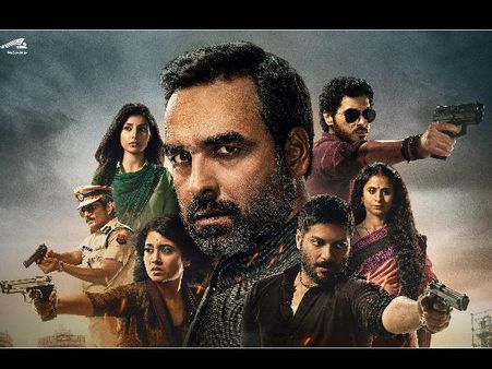 'मिर्ज़ापुर 2' REVIEW: दमदार किरदार, आतंक, षड्यंत्र और भौकाल का डबल डोज़