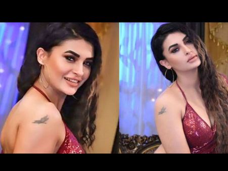 Bigg Boss 14: साड़ी में सेक्सी लुक- बिकिनी में बवाल, पवित्र पुनिया की तस्वीरें लगा रही हैं आग