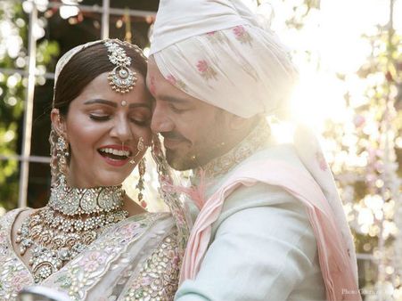 बिग बॉस 14 : रुबीना दिलाईक और अभिनव शुक्ला की शादी की तस्वीरें धड़ल्ले से वायरल