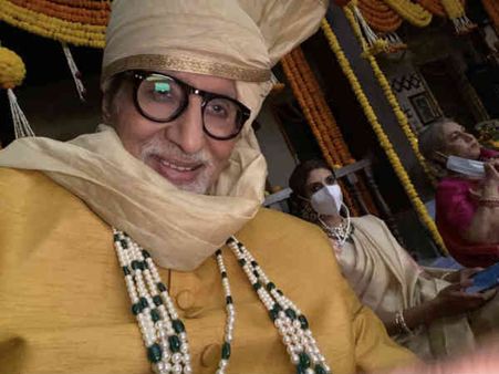 जया बच्चन - श्वेता बच्चन के साथ शूटिंग कर रहे हैं अमिताभ बच्चन, चोरी से शेयर की तस्वीर