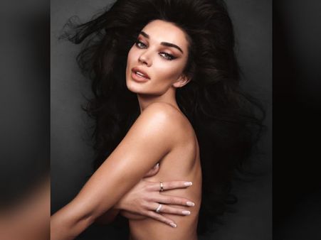 एमी जैक्शन का न्यूड फोटोशूट वायरल, हॉट एंड सेक्सी अंदाज में बढ़ाई गर्मी