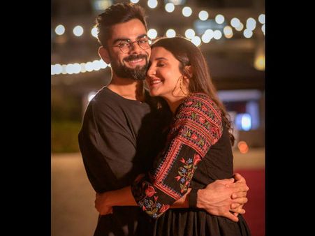 अनुष्का शर्मा ने शेयर कीं विराट कोहली के साथ तस्वीरें- फैंस ही नहीं, प्रियंका चोपड़ा भी हुईं फिदा