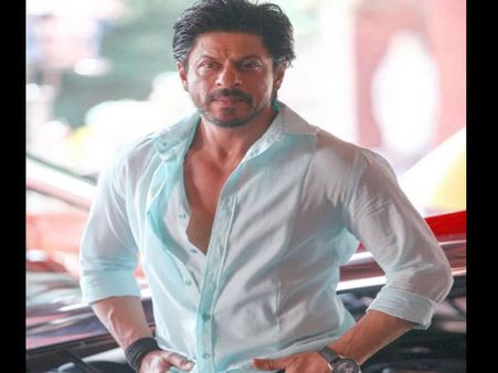 शाहरुख खान की 'पठान' के लिए 100 करोड़ की डील, फीस के बदले इतने करोड़ की डिमांड !