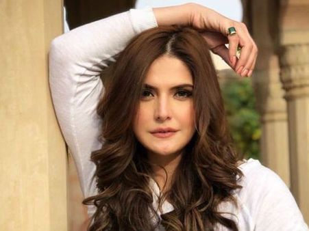 साल 2020 में जरीन खान करेंगी निजी जिंदगी का खुलासा, लांच की वेबसाइट 'हैप्पी हिप्पी ज़रीन'