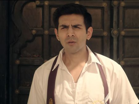 'लव आज कल' के बॉक्स ऑफिस फ्लॉप होने पर कार्तिक आर्यन ने अब दिया रिएक्शन