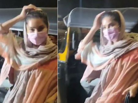 रात को मुंह छिपाकर सनी लियोनी ने किया ऑटो राइड, कैमरा को देख चौंका ड्राइवर VIDEO