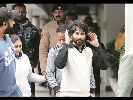 किसान आंदोलन से लगा शाहिद कपूर की 'जर्सी' को करारा झटका, अचानक शूटिंग हुई कैंसिल !