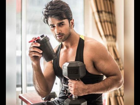 बिग बॉस 14 एक्स- कंटेस्टेंट निशांत मलखानी का एक्सीडेंट, न्यू ईयर पर हुए हादसे का शिकार