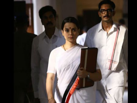 अक्षय कुमार की 'सूर्यवंशी' के बाद, थलाइवी, राधे और सत्यमेव जयते 2 की रिलीज पर भी संकट, टलेगी फिल्में!