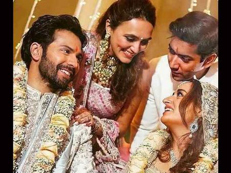 शादी के बाद वरुण धवन की पहली ट्विट- बधाइयों के लिए फैंस को कहा धन्यवाद, शेयर की शादी की PHOTOS