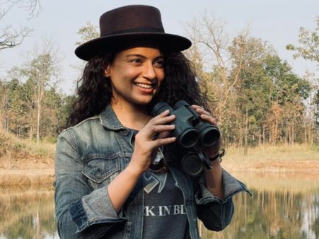 ट्रोलिंग के बीच कंगना रनौत ने की सफारी राइड, वायरल हो रहीं हैं तस्वीरें और वीडियो