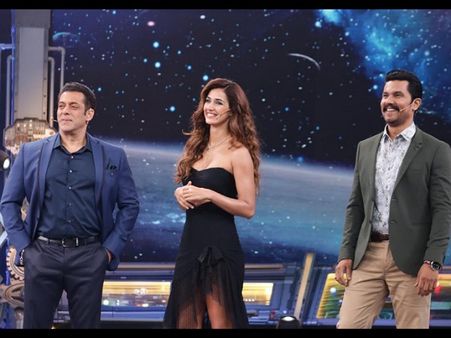 राधे योर मोस्ट वांटेड भाई: ईद धमाका के लिए तैयार सलमान खान, दिशा पटानी और रणदीप हुडा- प्रमोशन शुरु, PICS