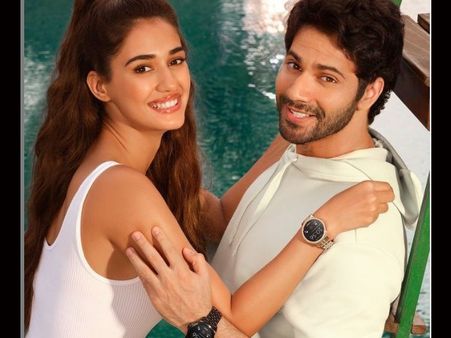 वरुण धवन ने शेयर की दिशा पटानी के साथ फोटो, फैंस बोले- कौन सी फिल्म? भाभी कहां हैं?