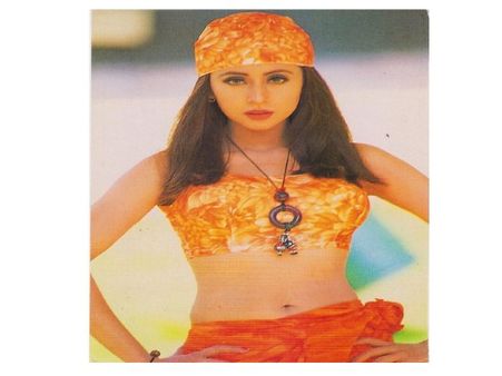 'रंगीला गर्ल' उर्मिला मातोंडकर की बोल्ड अदा देख आप हो जायेंगे रंगीला, जन्मदिन पर अनदेखी Hot Pics