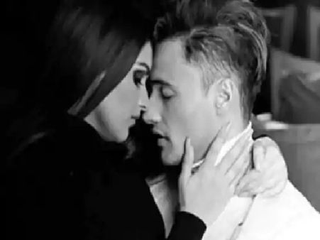 क्या बिग बॉस कपल हिमांशी खुराना और आसिम रियाज का हो गया ब्रेकअप? एक-दूसरे का किया Unfollow, डिलीट की PICS!