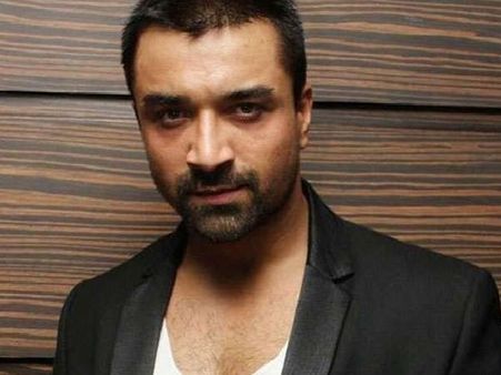 ड्रग्स केस: एजाज खान ने किया रिएक्ट 'मेरी पत्नी का गर्भपात हो गया था, सिर्फ 4 नींद की गोलियां NCB को मिली है'