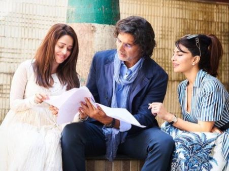 अक्षय कुमार की रामसेतु से सामने आई नई तस्वीर, जैकलीन फर्नांडीज और नुसरत भरूचा भी आईं नजर!