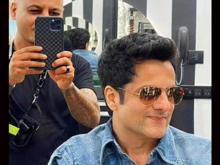 फरदीन खान ने बदल डाली पूरी काया, दमदार नए लुक के साथ है कमबैक की तैयारी!