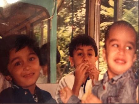 Pic of The Day: टकली सी श्रद्धा कपूर और शैतान से रणबीर कपूर - वायरल हो रही है बचपन की तस्वीर