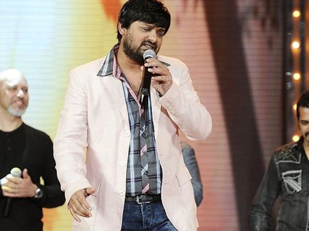 इंडियन प्रो म्यूज़िक लीग के कप्तानों ने वाजिद खान को दी श्रद्धांजलि, दिया ये उपहार!