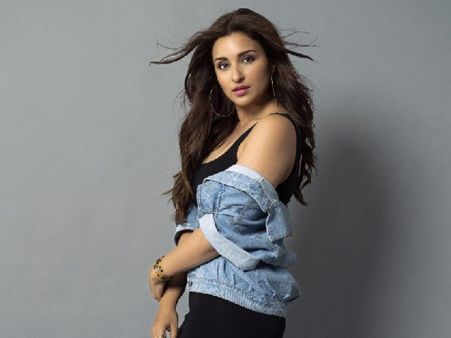 'महिलाओं के बेहतर चरित्र-चित्रण में अपना योगदान करना चाहती हूं' परिणीति चोपड़ा