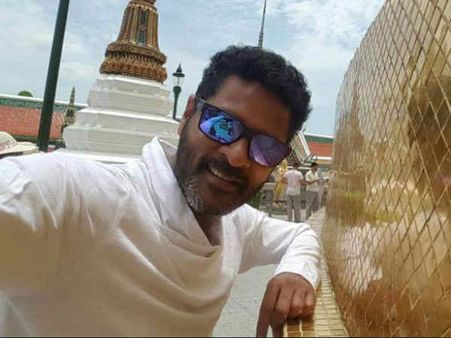 प्रभु देवा Birthday: बेटे की कैंसर से मौत, वाइफ ने बदला धर्म, एक्ट्रेस के प्यार में तोड़ दी 16 साल की शादी