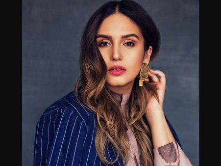 ऐसे हुई थी हुमा कुरैशी की हॉलीवुड निर्देशक ज़ैक स्नाइडर के साथ पहली मुलाकात!