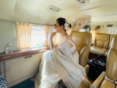 कंगना रनौत ने दिया हिंट - किसी खास से मिलने जा रही हूं, इंटरनेट ढूंढ निकाला कौन है खास