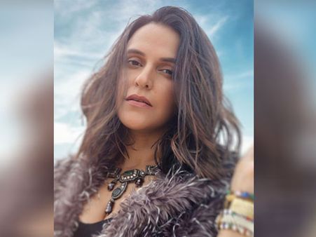 नेहा धूपिया से शख्स ने मांगा ब्रेस्टफीडिंग का Video, एक्ट्रेस ने जवाब से ट्रोलर को बुरी तरह धो डाला