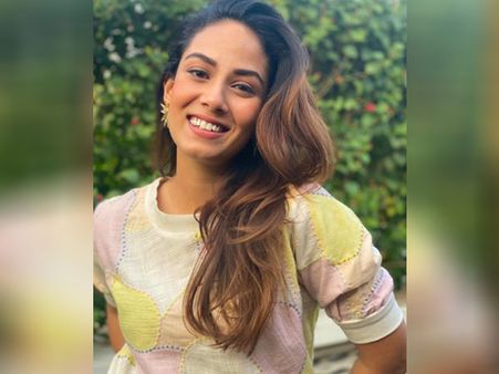 शाहिद कपूर की पत्नी मीरा ने बिकिनी के बाद स्विमसूट में लगाई आग, इंटरनेट का बढ़ा तापमान