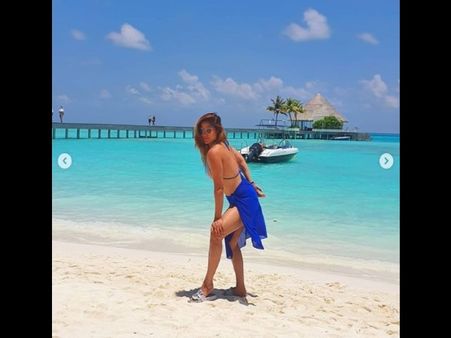 कभी ब्लू तो कभी ग्रीन बिकिनी में बिग बॅास की आरती सिंह का सबसे सेक्सी लुक, पहली बार, देखिए PICS