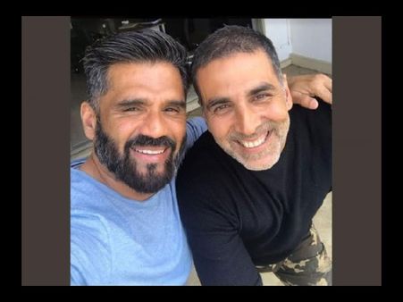 मेरे साथ कोई 50 करोड़ भी नहीं लेकिन अक्षय कुमार के साथ 500 करोड़ का भी रिस्क ले लेंगे- सुनील शेट्टी