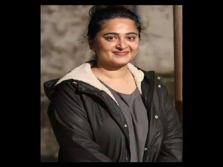 बाहुबली फेम अनुष्का शेट्टी का लॉकडाउन में हुआ ये हाल, तस्वीरें चौंकाने वाली, पहले थीं इतनी बोल्ड