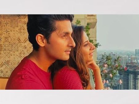 रवि दुबे और सरगुन मेहता का म्यूजिक वीडियो 'टॉक्सिक' को 1 साल पूरा, फोन पर किया था शूट