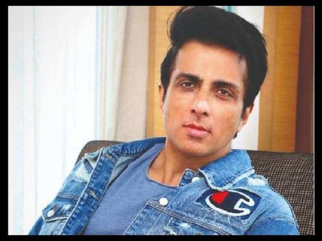 सोनू सूद को मिला देश की सबसे 'अमीर भारतीय महिला' से बड़ा डोनेशन, जज्बा देख एक्टर ने बोला असली हीरो