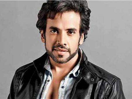 तुषार कपूर को लोगों ने दी थी सलाह- पार्टियों में लड़ाई करो, शाहरुख खान की तरह एक्टिंग करो'