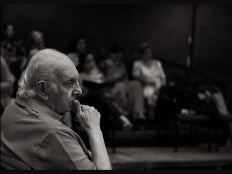 राष्ट्रीय फिल्म पुरस्कार विजेता संगीतकार वनराज भाटिया का निधन- स्मृति ईरानी समेत बॉलीवुड कलाकारों ने जताया शोक